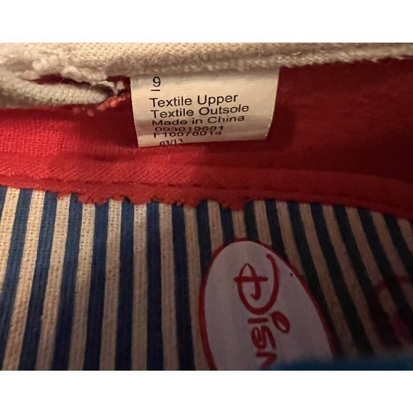 Disney Minnie Mouse Slip On Sneaker Shoes Red And White Polka Dot Sz 9 Girls‎ - Picture 6 of 6